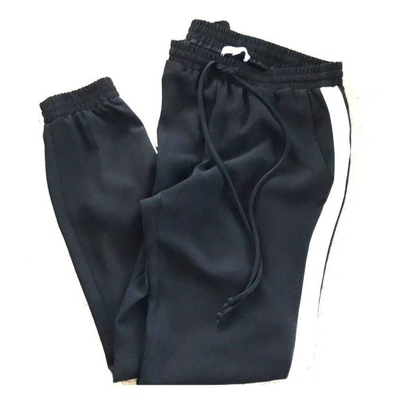 Ro & De Black joggers with white stripe. Size M - Picture 2 of 7